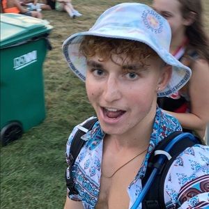 Meet your Posher, Shane